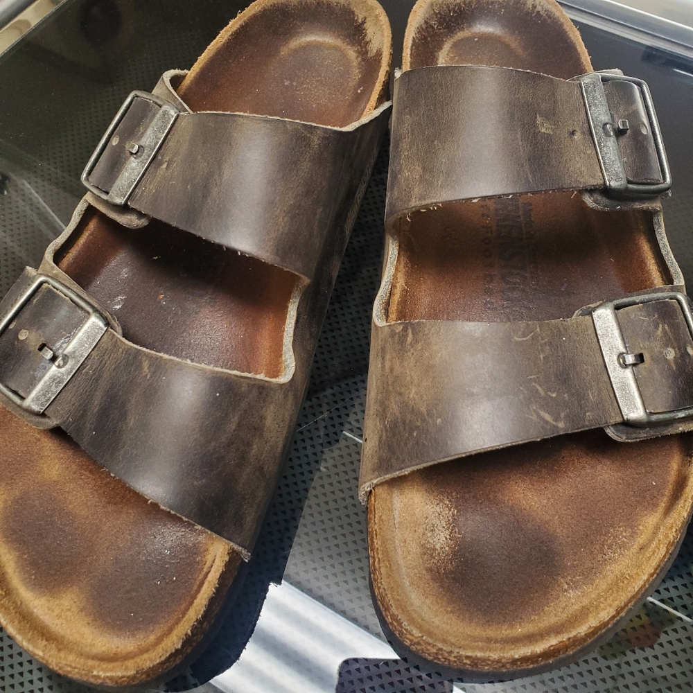 Birkenstock Arizona Leather Sandals